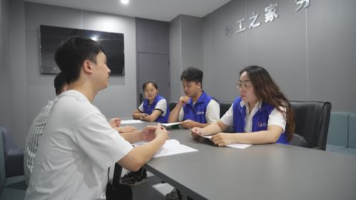 雙向發(fā)力架起就業(yè)創(chuàng)業(yè)連心橋 新余渝水區(qū)政府推進(jìn)綠化服務(wù)促發(fā)展